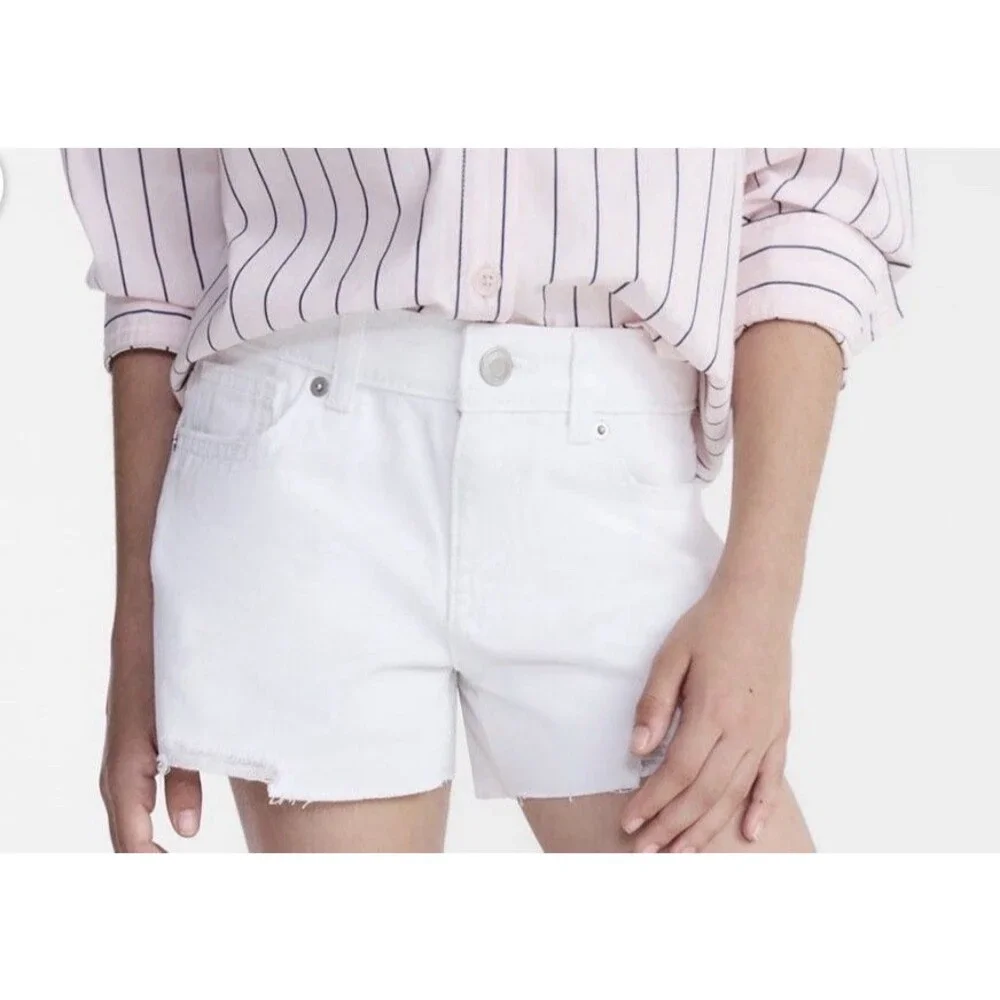 Weekend Academy Girls White Denim Cutoff Shorts, Size 5 cute distressed fashion
